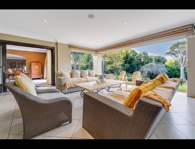 5 BEDROOM HOUSE FOR SALE IN BRYANSTON